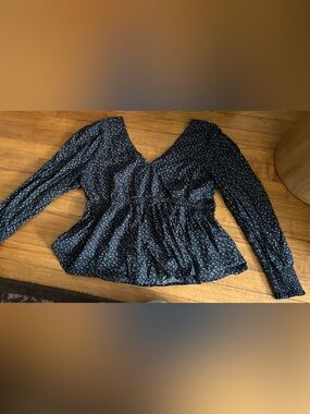Madewell Women's XL Navy Floral V-Neck Peplum Top